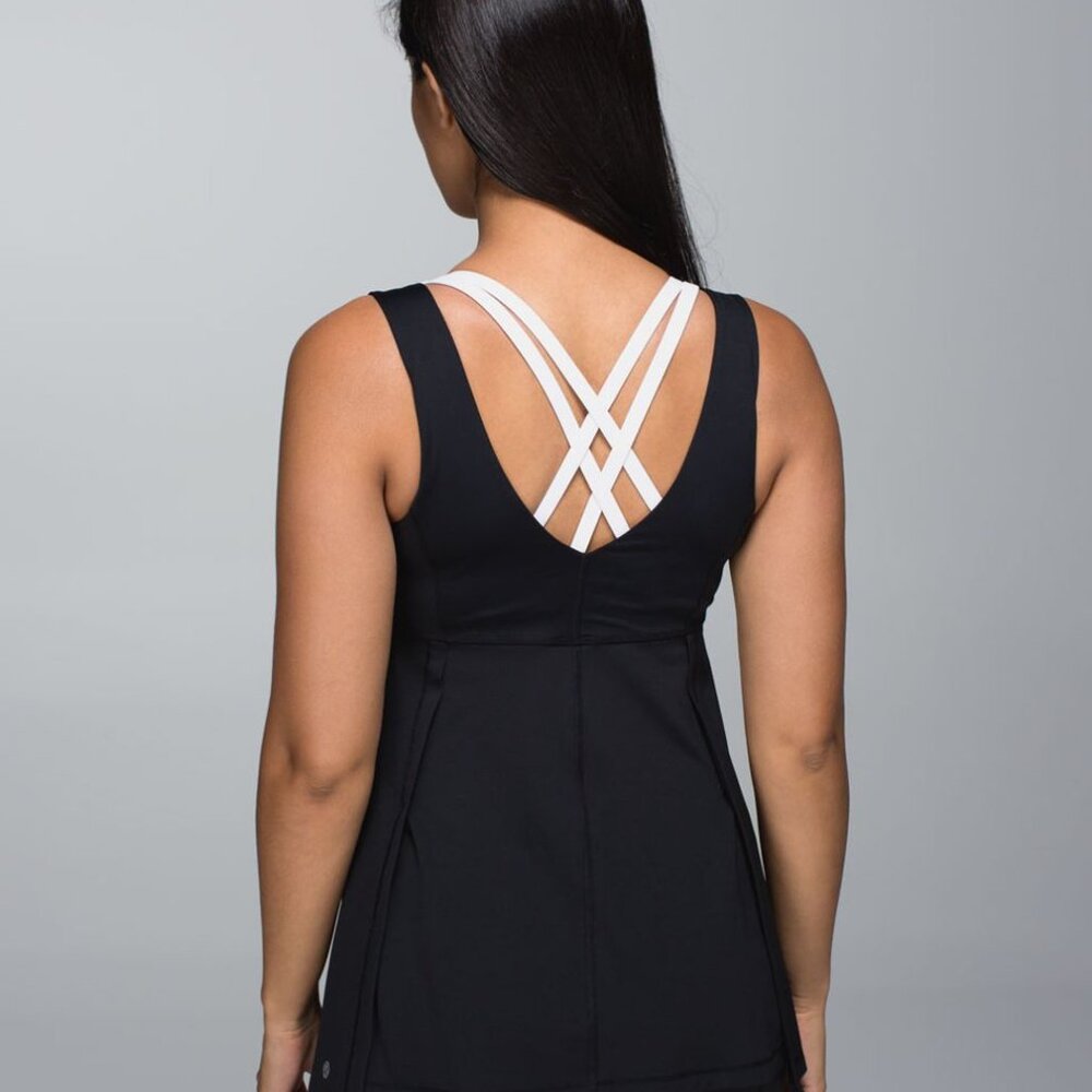 Lululemon Wrapper's Delight Tank Women 12 Black